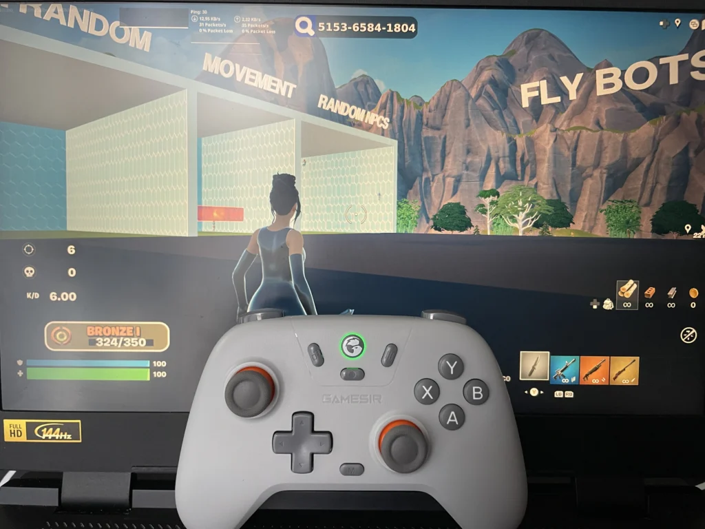 prueba del control GameSir Nova Lite en PC durante partida de Fortnite