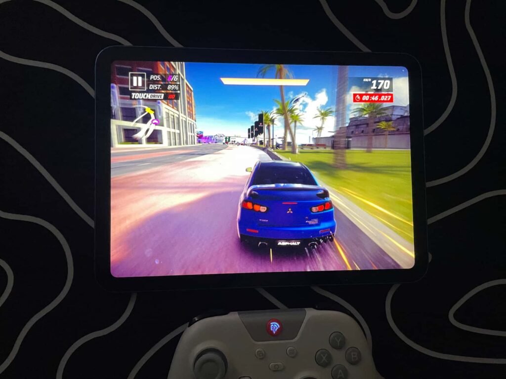 Prueba del control en tableta apple mediante el videojuego Asphalt Legends